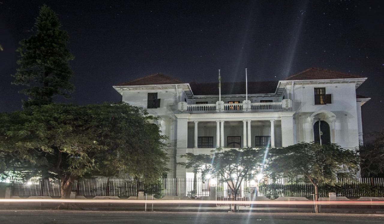 Отель Bulawayo Club Экстерьер фото